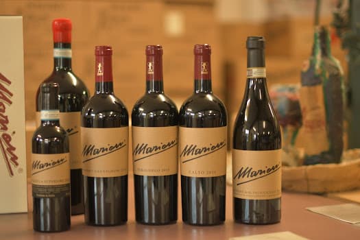 Donat Gut wein & delicatessen in Pfäffikon, Switzerland